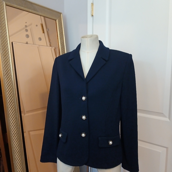St. John Jackets & Blazers - Knit blue blazer